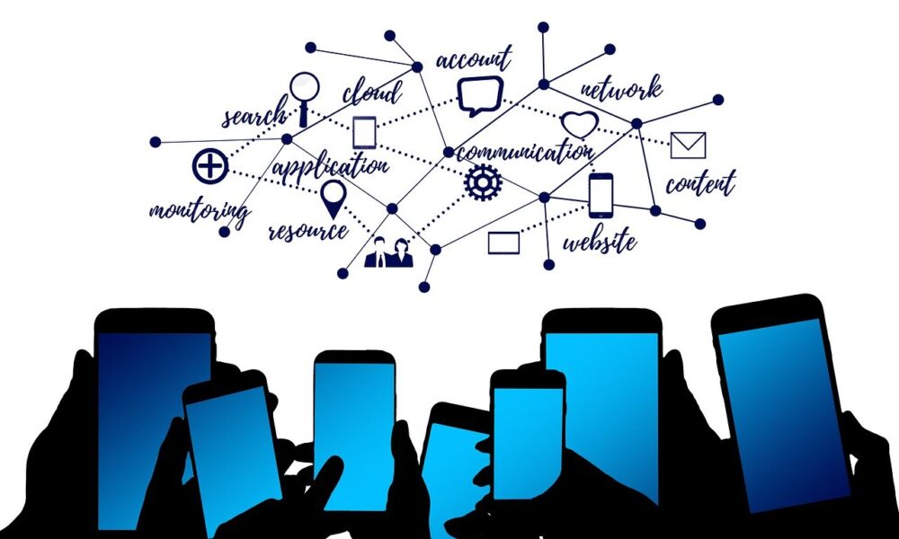the-power-of-online-learning-and-digital-communication-in-today’s-world