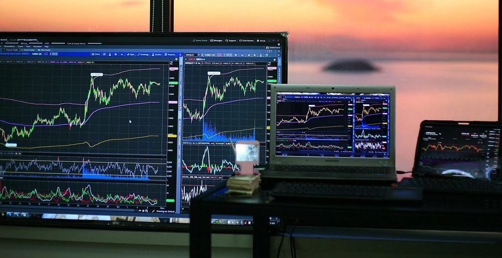 what-happens-right-before-a-bull-run:-the-hidden-signals-most-crypto-traders-miss