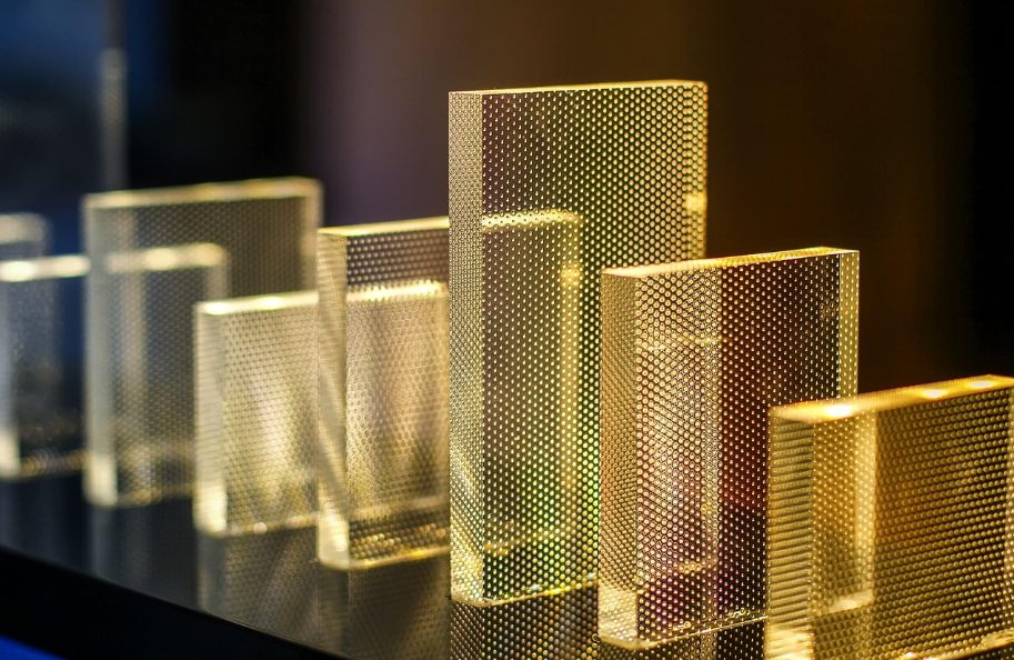 how-to-source-high-quality-plexiglass-for-wholesale